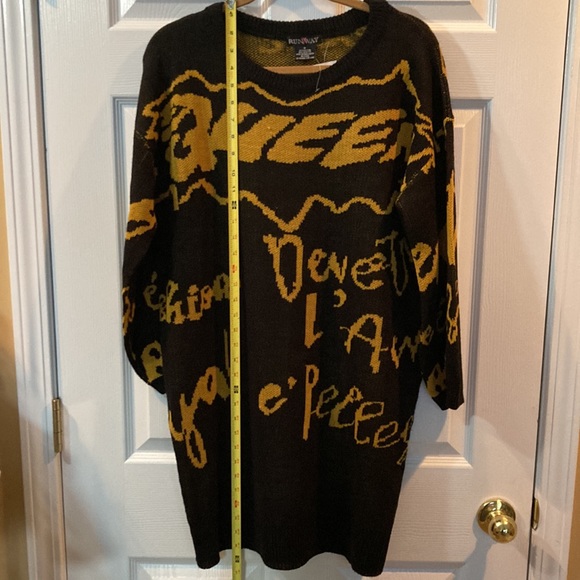 Runway 7 Graphic Black Gold Print Sweater Dress Sz 1X - Picture 8 of 10